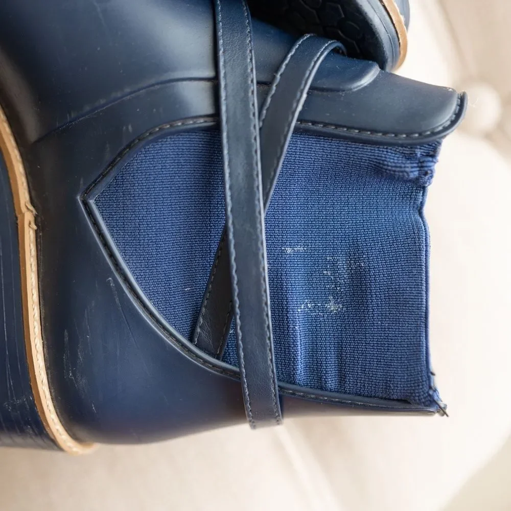 Women’s Bernardo Peony Navy Blue Rain‎ Boots size 6/7